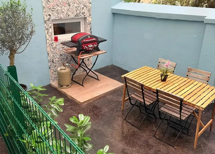Апартаменти Chill And Grill For 2
